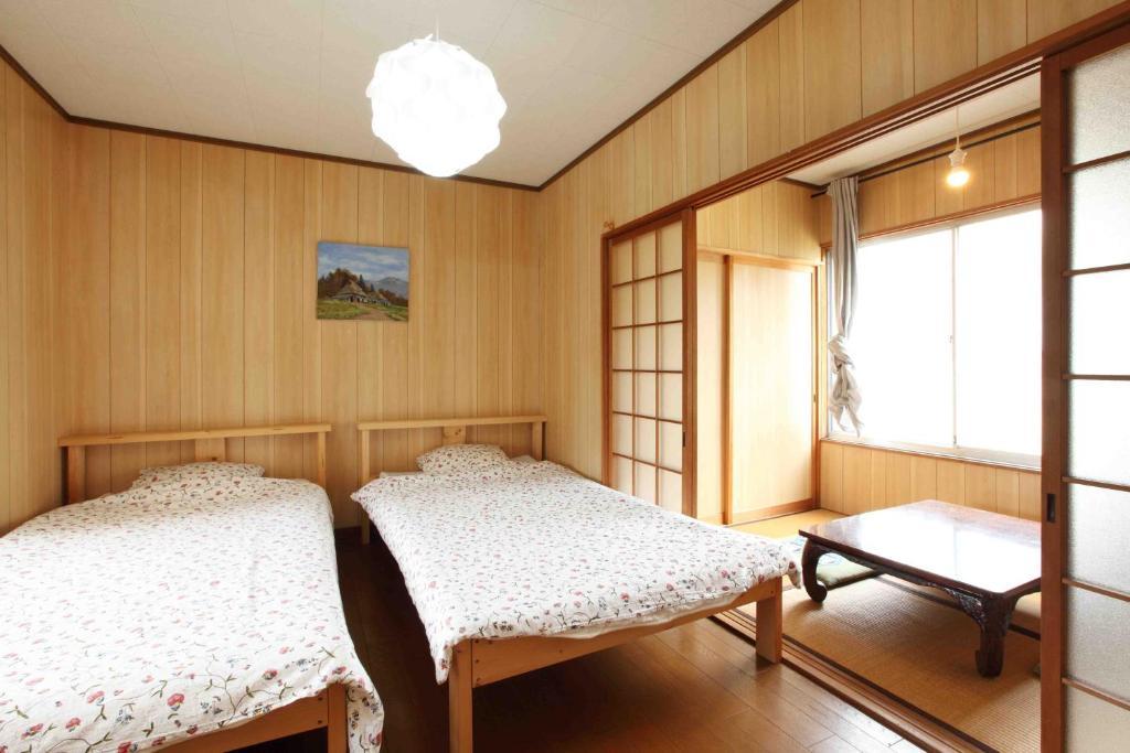 Golden Pavilion House Hotel Kyoto Room photo